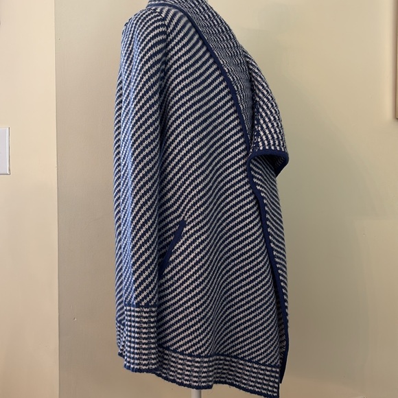 Southern Tide Women’s Sweater XS – Blue & White Wrap Merino Wool & Cashmere - Picture 6 of 12